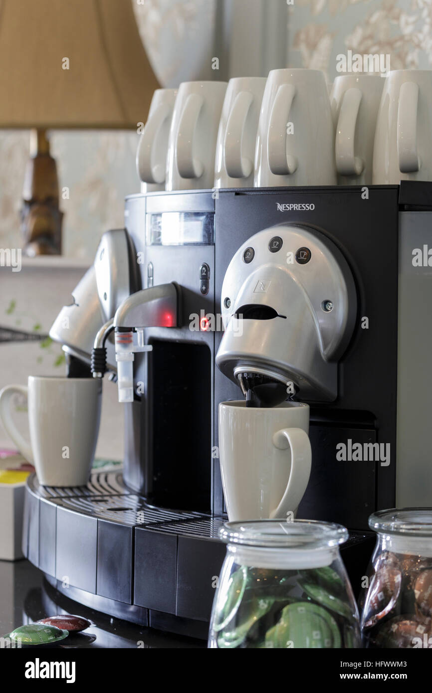 Macchina da caffè Nespresso in casa Foto Stock