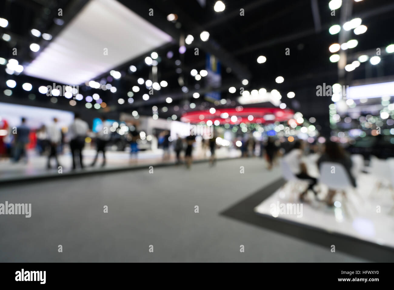 Sfocate e sfocati sullo sfondo di un evento pubblico exhibition hall, business trade show concept Foto Stock
