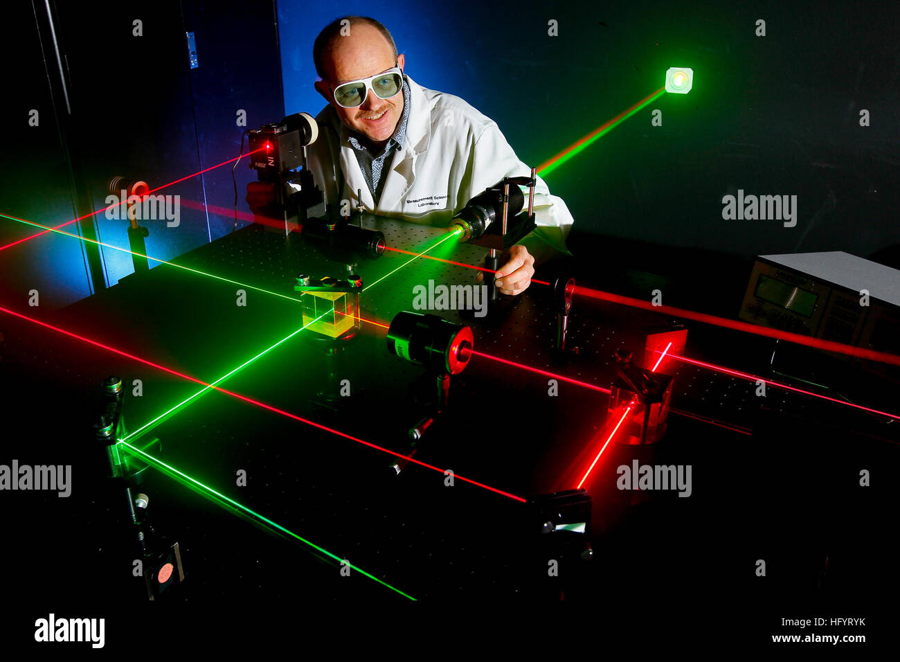 Laser a microonde immagini e fotografie stock ad alta risoluzione - Alamy