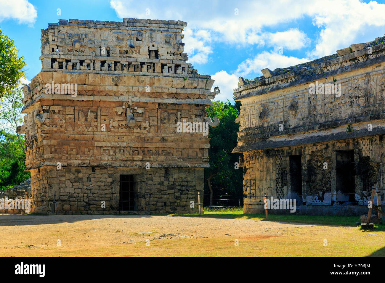 Casa de Las Monjas, Chichen Itza tempio Maya, Yucatan Provenza, Messico Foto Stock