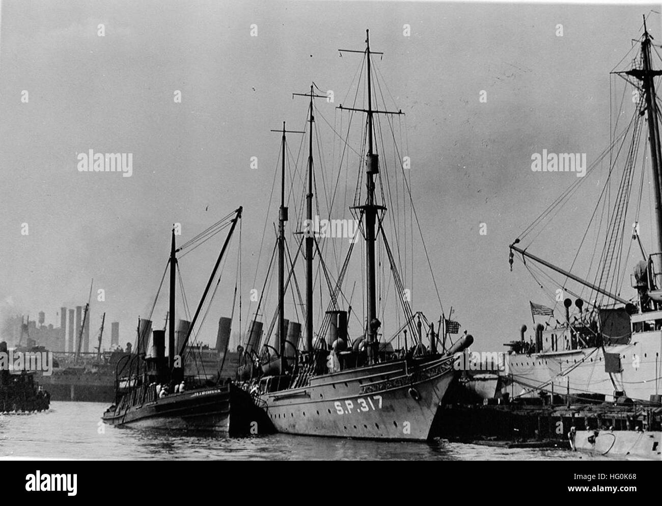 USS Aloha (SP-317) a New York Navy Yard Foto Stock