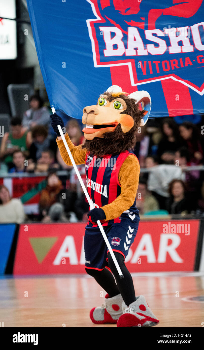 Vitoria, Spagna. 3 gennaio, 2017. Il Pet di Baskonia durante la partita di basket della Stagione 2016/2017 del campionato spagnolo "Liga ACB' tra Saski Baskonia e Real Madrid a Fernando Buesa Arena Center su Gennaio 3, 2017 a Vitoria, Spagna. ©David Gato/Alamy Live News Foto Stock