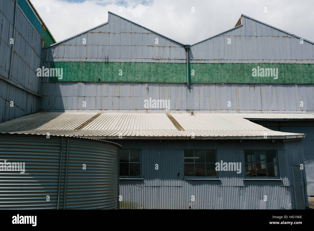 Interno della fabbrica in disuso nel distretto industriale di Cockatoo Island, precedentemente in Australia il più grande cantiere navale e ora patrimonio mondiale dell'UNESCO. Foto Stock