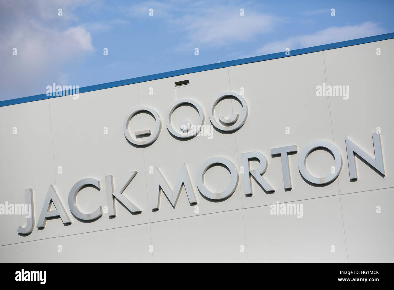 Un segno del logo al di fuori di una struttura occupata da Jack Morton in tutto il mondo in Robbinsville, New Jersey il 10 dicembre 2016. Foto Stock