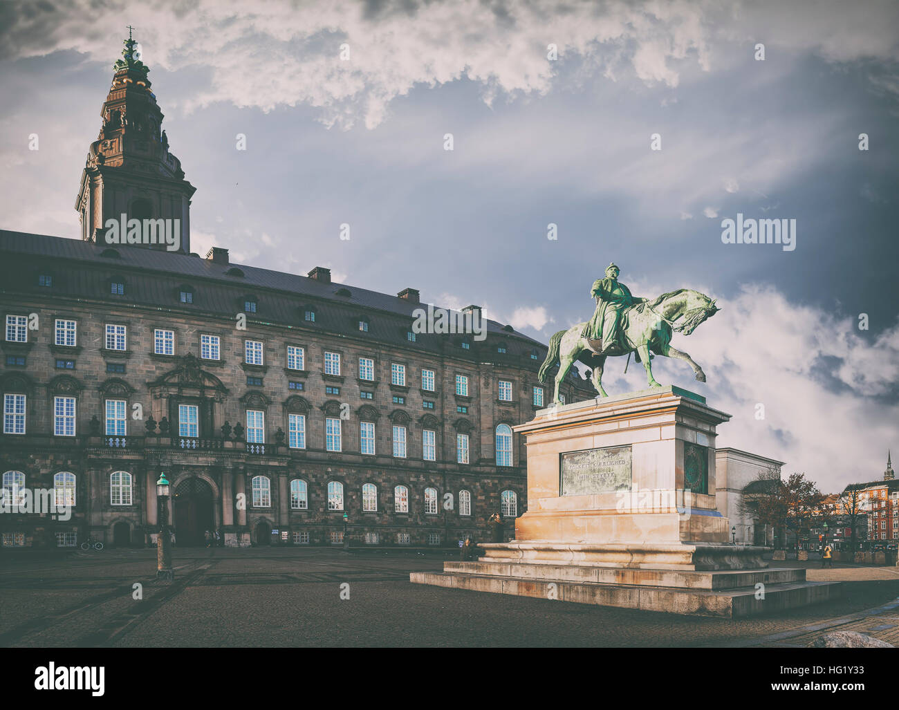 Il castello di Christiansborg a Copenaghen, in Danimarca. Tonica immagine. Foto Stock