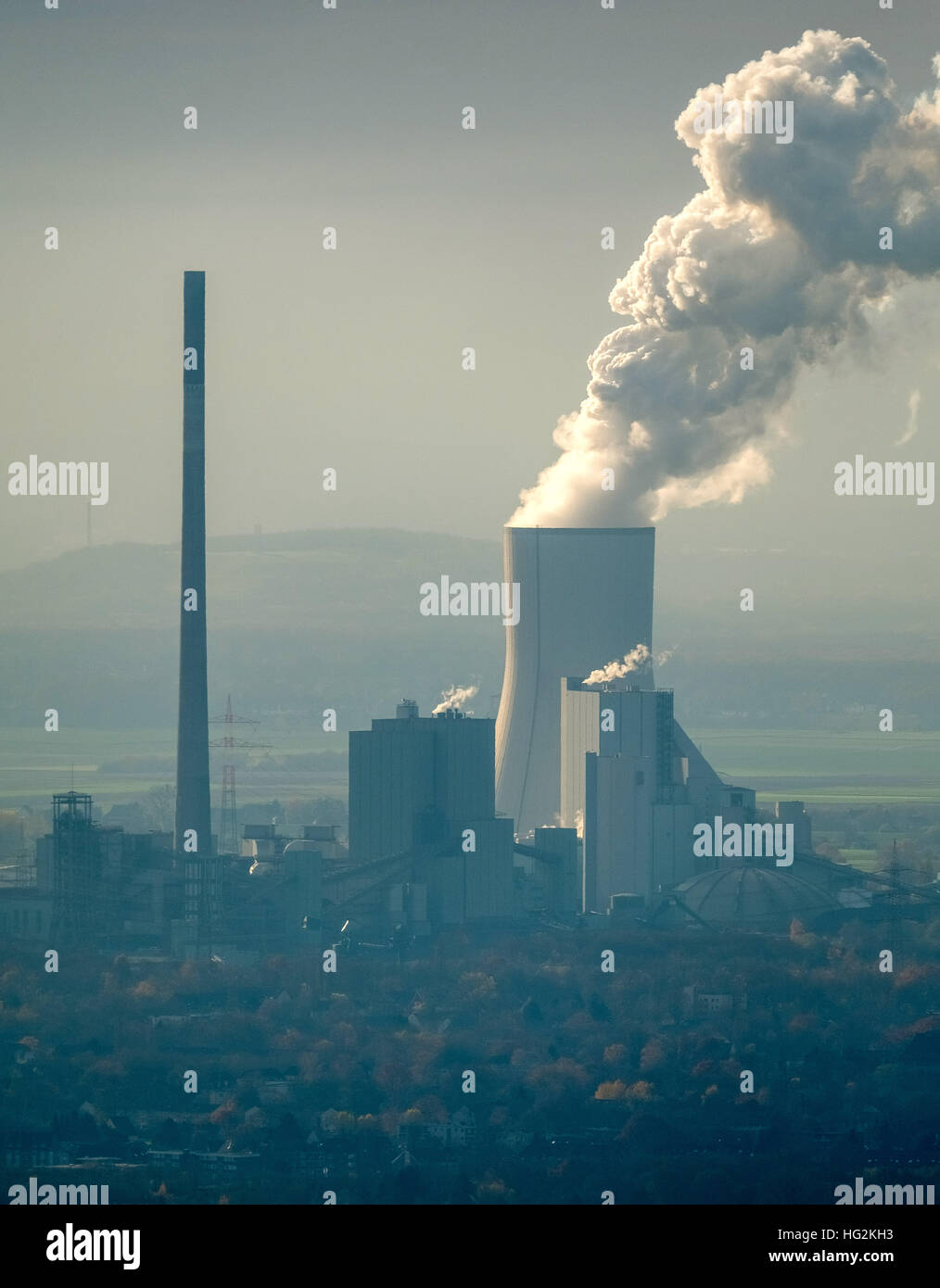 Vista aerea, STEAG Walsum Power Plant, carbone vegetale, di energia fossile, torre di raffreddamento, fumo, Duisburg, Ruhr aeria, Foto Stock