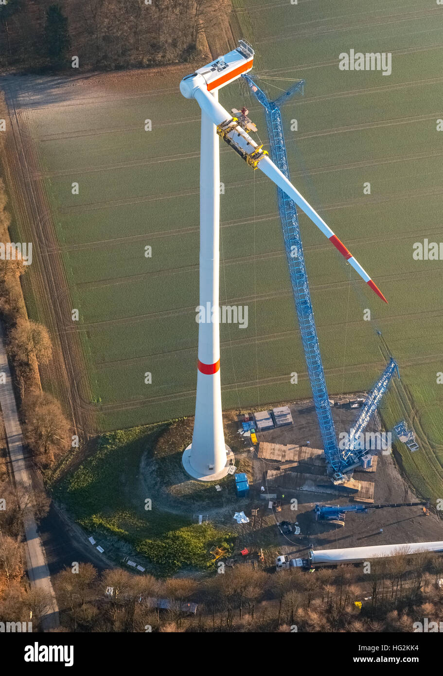 Vista aerea, impianto eolico, wind farm Uphusen tra Lavesumer street e Münsterstraße, costruzione di turbine eoliche Foto Stock