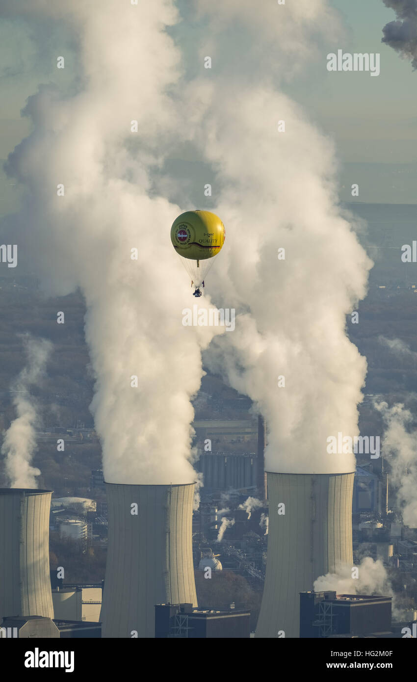 Vista aerea, gas balloon su Uniper Kraftwerke GmbH Scholven Power Plant, precedentemente E.ON Scholven Power Plant, Bottrop, la zona della Ruhr, Foto Stock