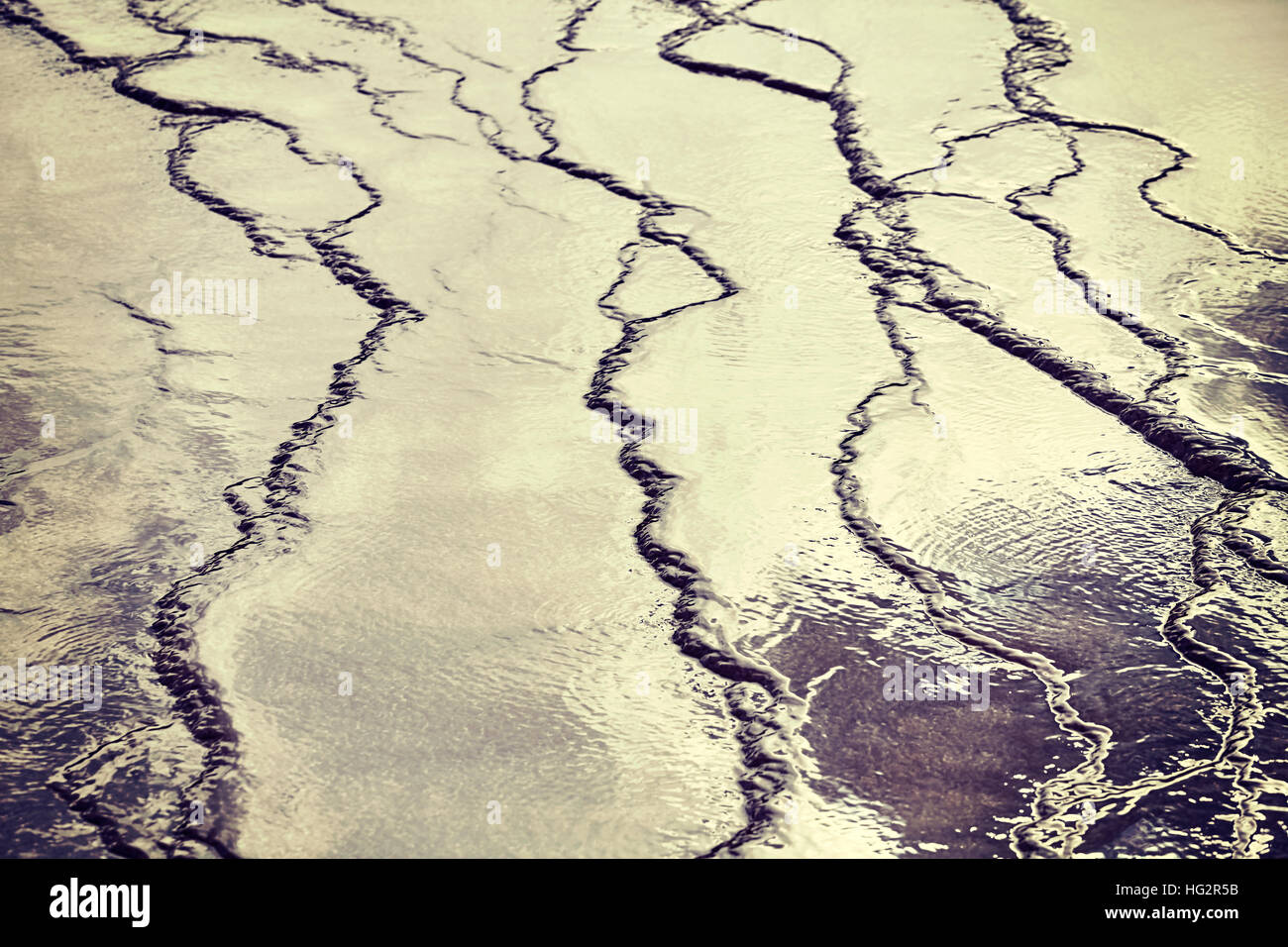 Abstract sfondo sfocato fatto di acqua di superficie, l'elaborazione del colore effetto. Foto Stock