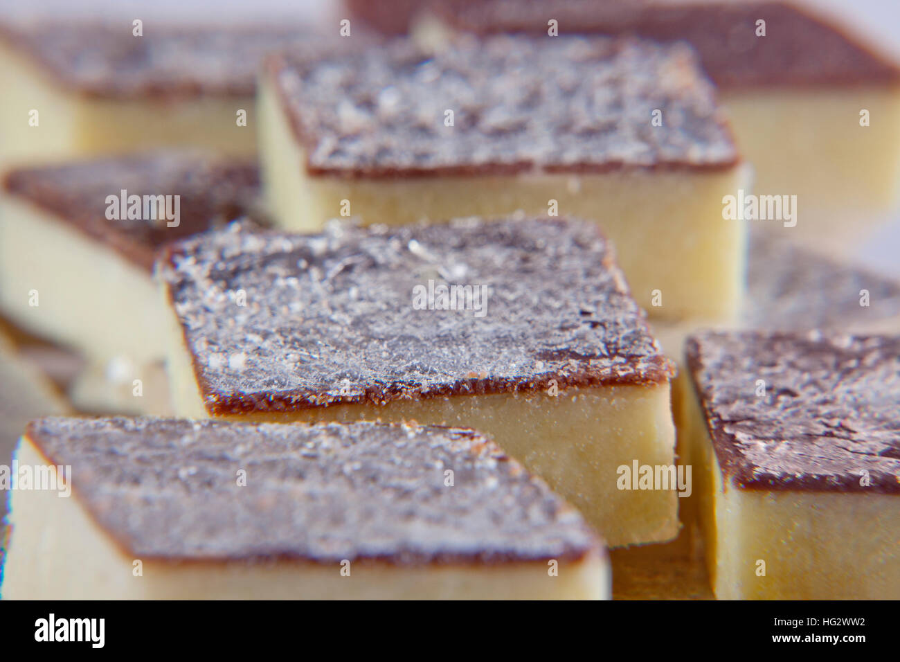 Il cioccolato barfi , indiana dolci Foto Stock