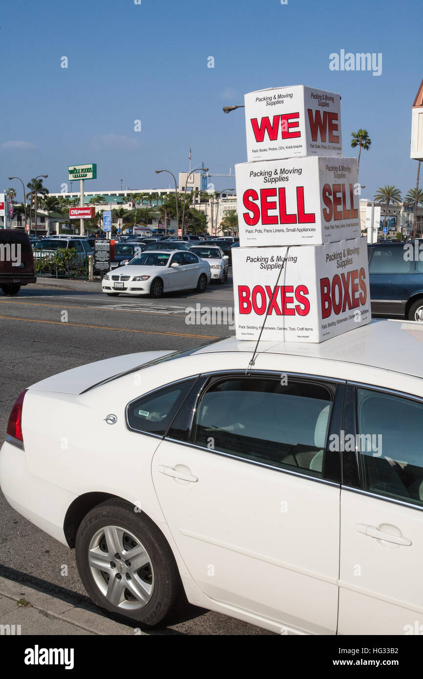 Scatole, per, vendita, pubblicizzati, da tetto di auto in Los Angeles, California, Stati Uniti d'America,U.S.A.,Stati Uniti d'America. Foto Stock