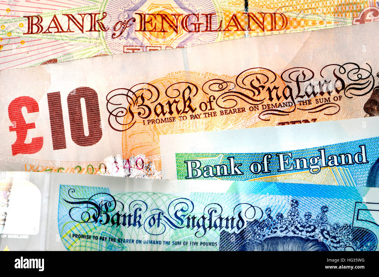 Valuta britannica £10 e nuovo £ 5 note Foto Stock