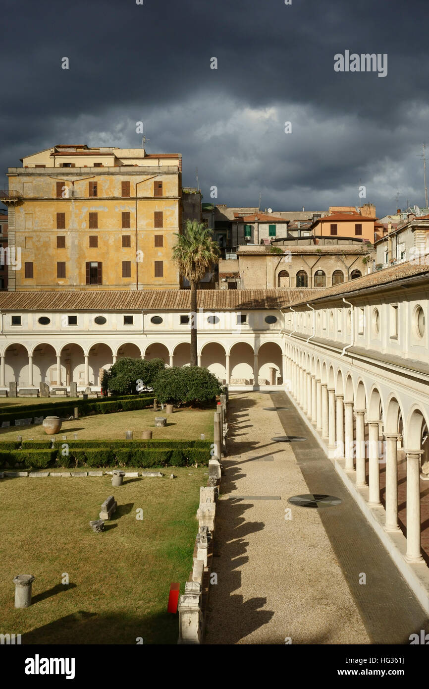 Roma. L'Italia. Terme di Diocleziano. Michelangelo per il chiostro della chiesa di Santa Maria degli Angeli. Foto Stock