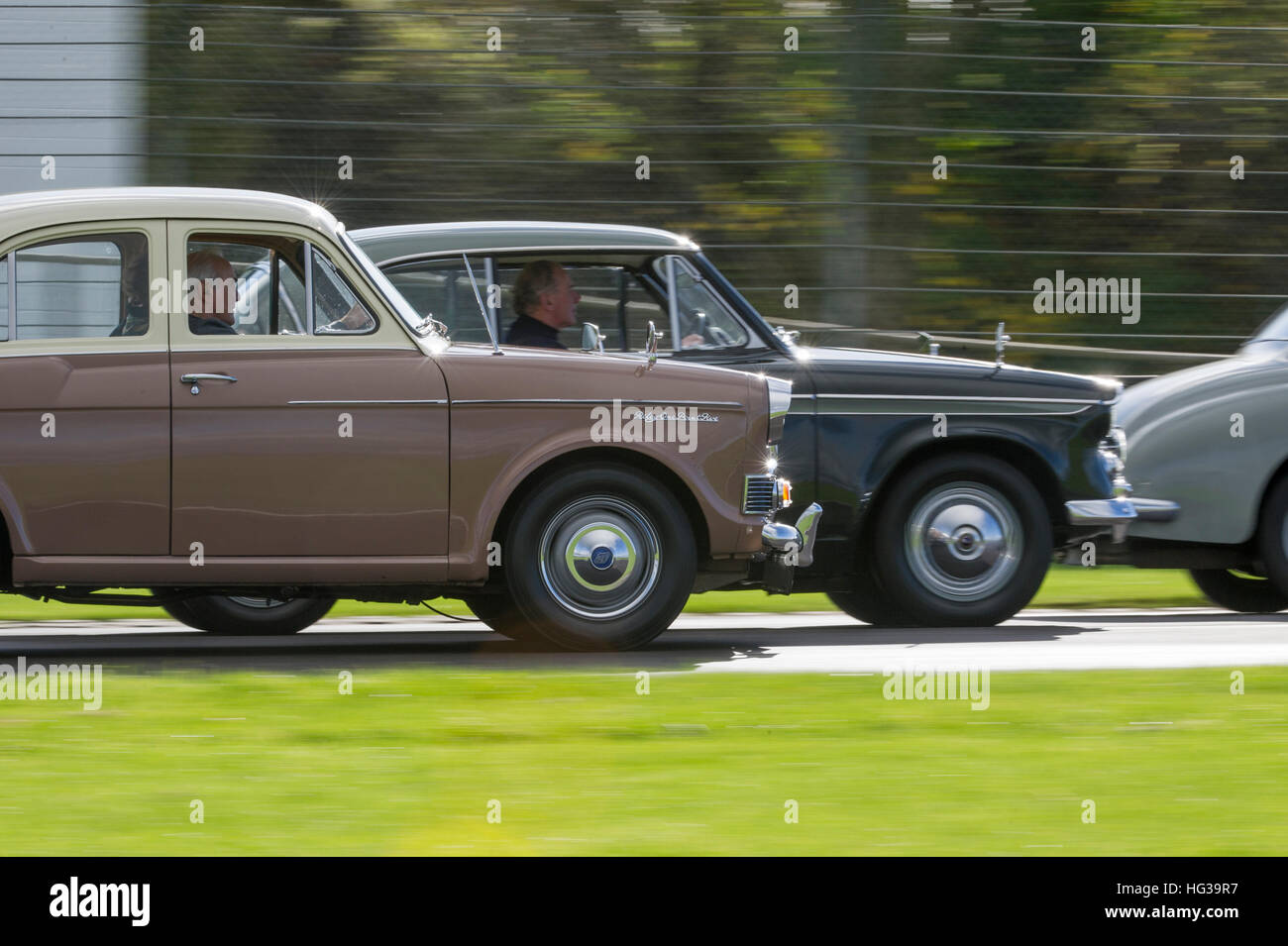 Anni Cinquanta berline sportive, MG Magnette, Sunbeam Rapier e Riley uno punto cinque Foto Stock