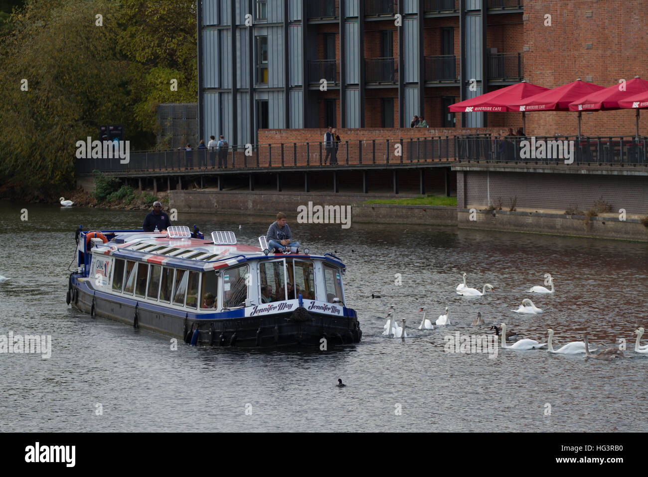 Imbarcazioni da diporto sul fiume Avon a Stratford Foto Stock