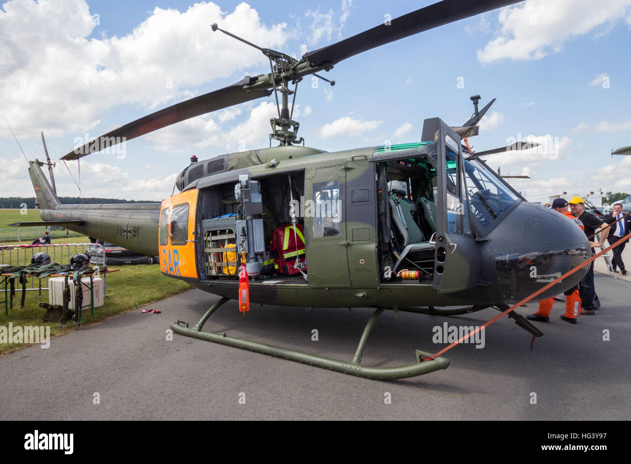 German Air force uh-1d huey elicottero in configurazione ricerca e soccorso. Foto Stock
