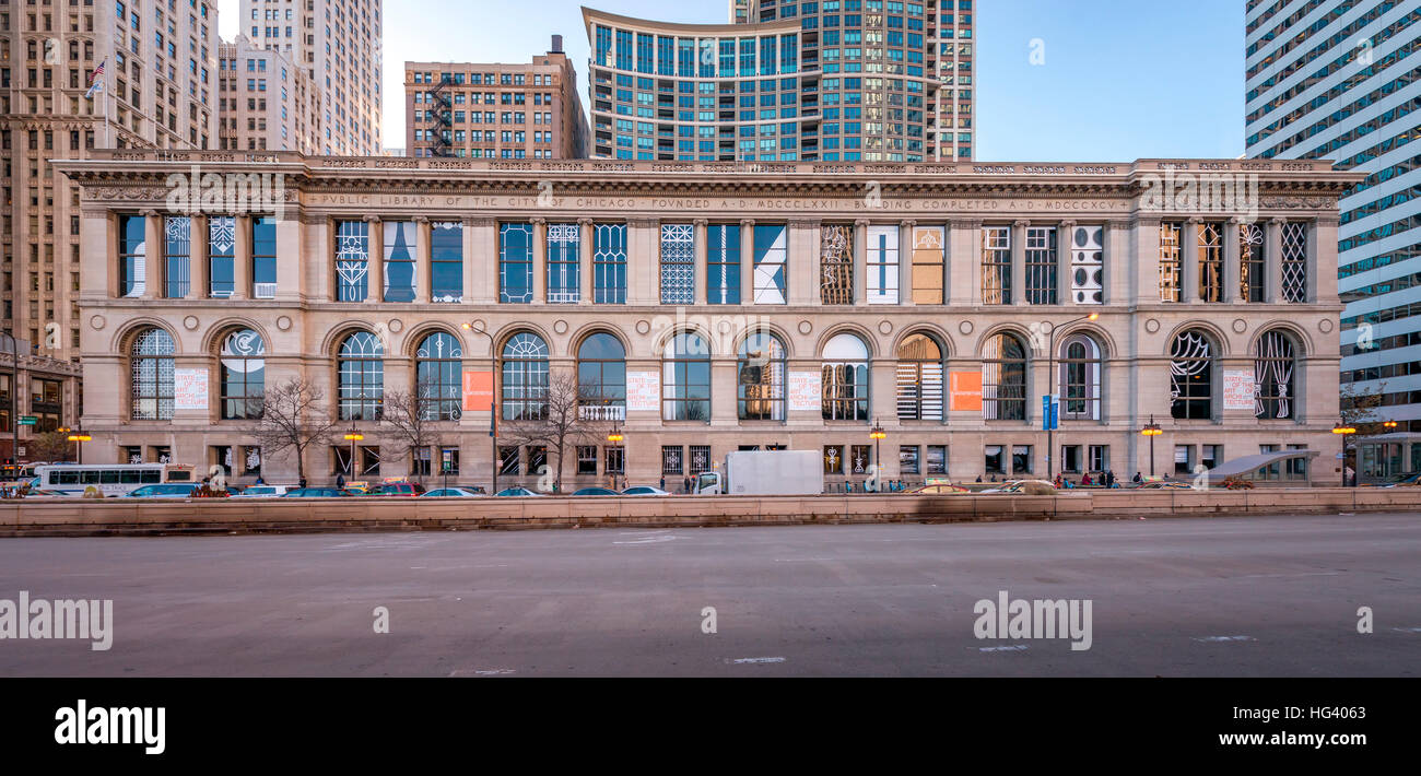 Vista esterna del Chicago Cultural Center di Chicago Biennale di Architettura, 2015, Joseph Grima, Sarah Herda, direttori artistici. Foto Stock