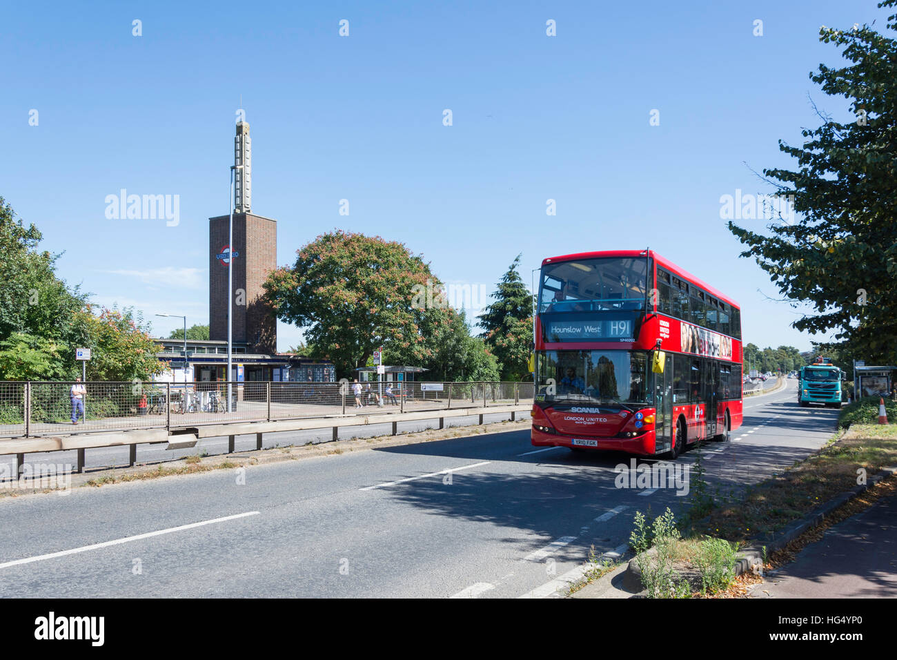 Great West Road (A4), Osterley, London Borough di Hounslow, Greater London, England, Regno Unito Foto Stock
