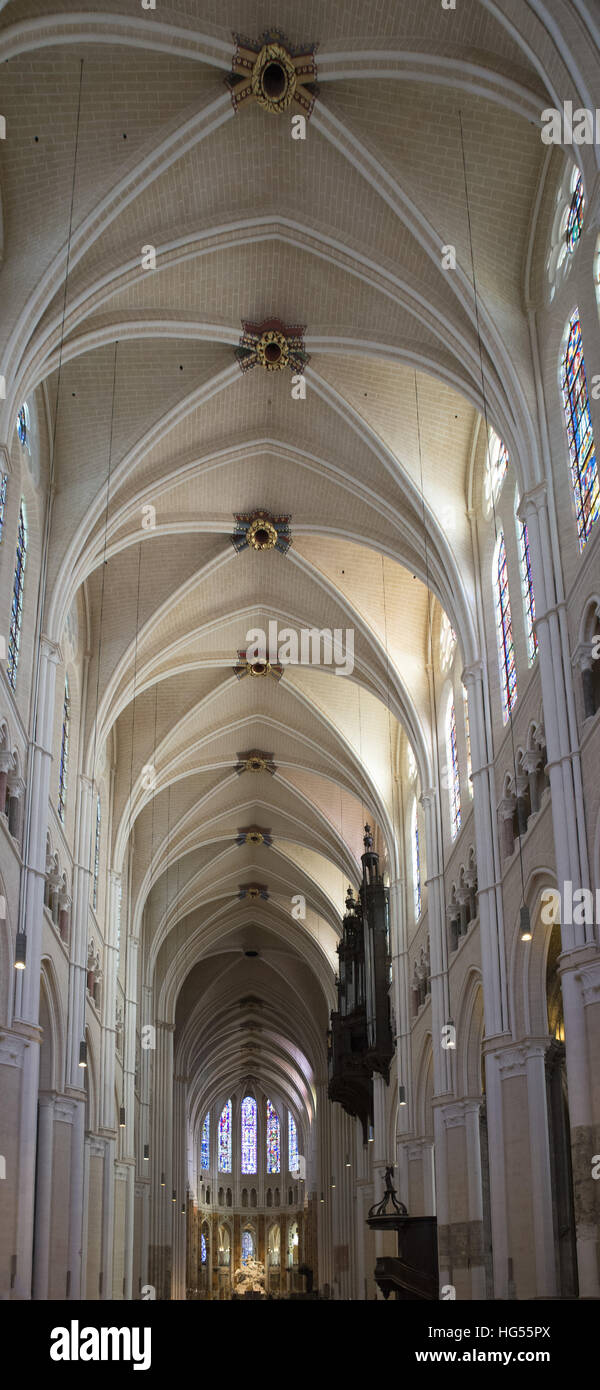 La cattedrale di Chartres , interno Francia / vue interieure de la Cathedrale de Chartres Foto Stock