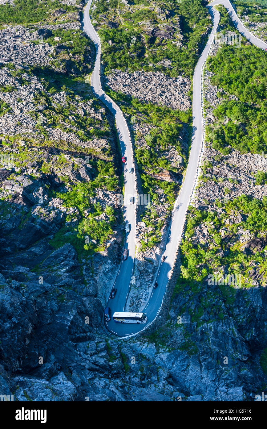 Trollstigen vicino a Andalsnes, Norvegia, Scandinavia, Europa. Foto Stock