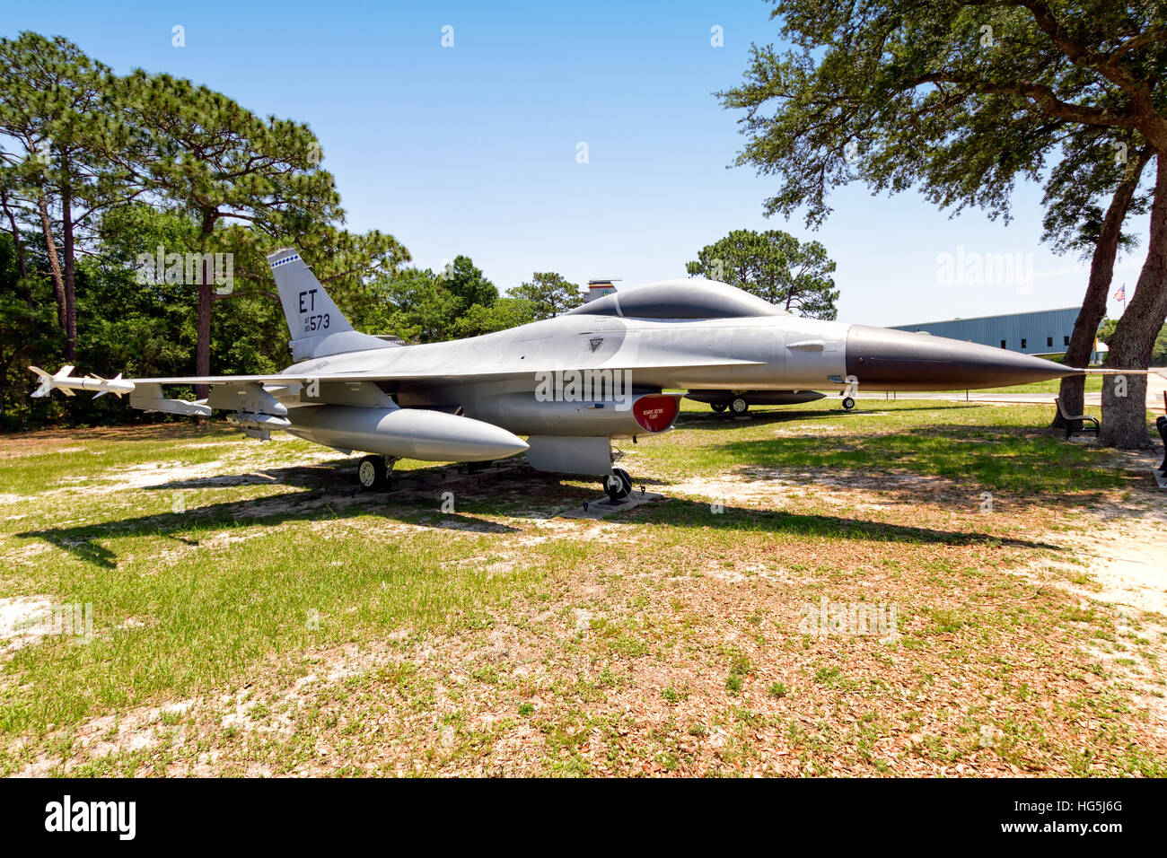 General Dynamics F-16un blocco 15A Fighting Falcon, 80-0573, 'SET' tailcode, ultimo volato dal test 3246th ala, armamento Sviluppo & Test Center Eglin AFB, Florida nel settembre 1989. Foto Stock