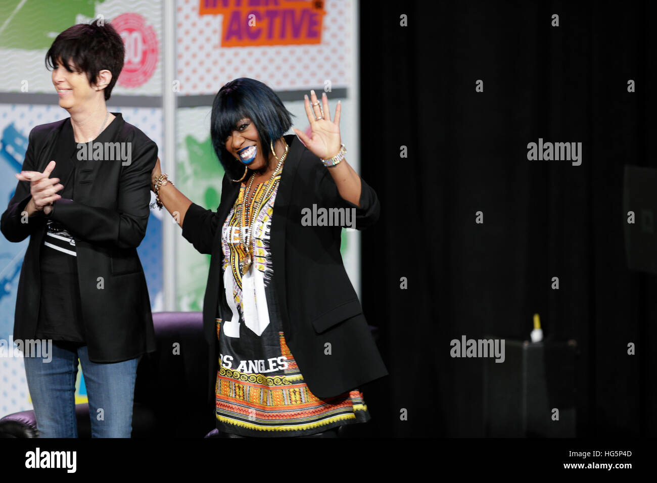 Missy Elliott (r) e Diane Warren stadio durante un SXSW keynote dedicata alla "Lasciate che le ragazze imparare' iniziativa il 16 marzo 2016 ad Austin, Texas. Foto Stock