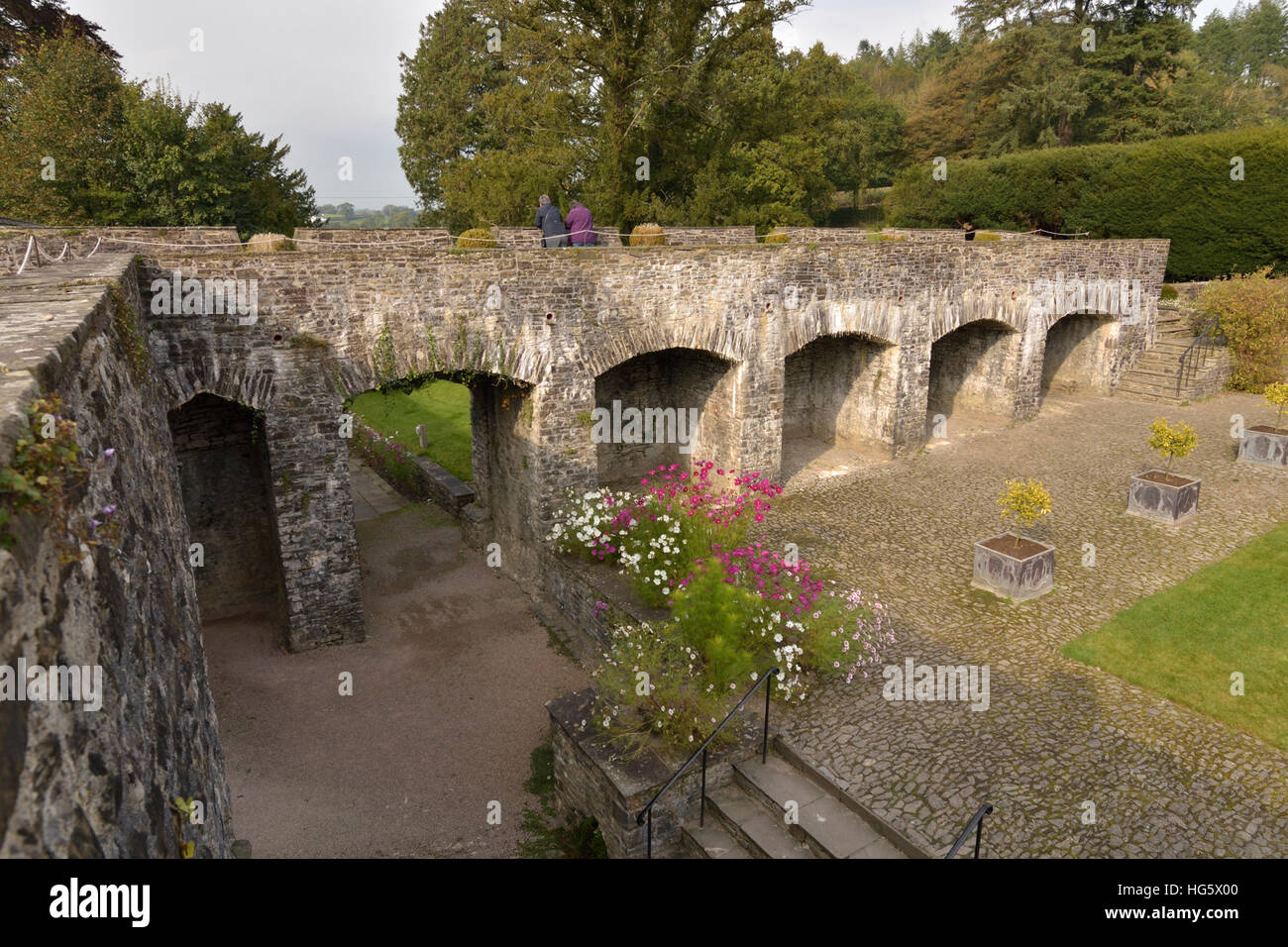 Giardini Aberglasney Foto Stock