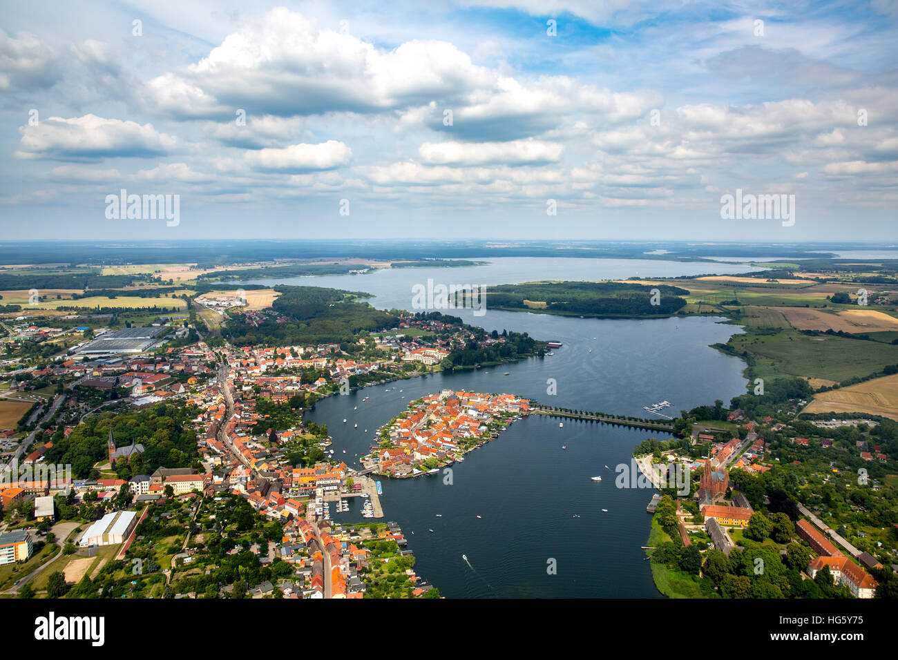 Vista aerea, isola città di Malchow, Mecklenburg Lakeland, Meclemburgo-Pomerania Occidentale, Germania Foto Stock