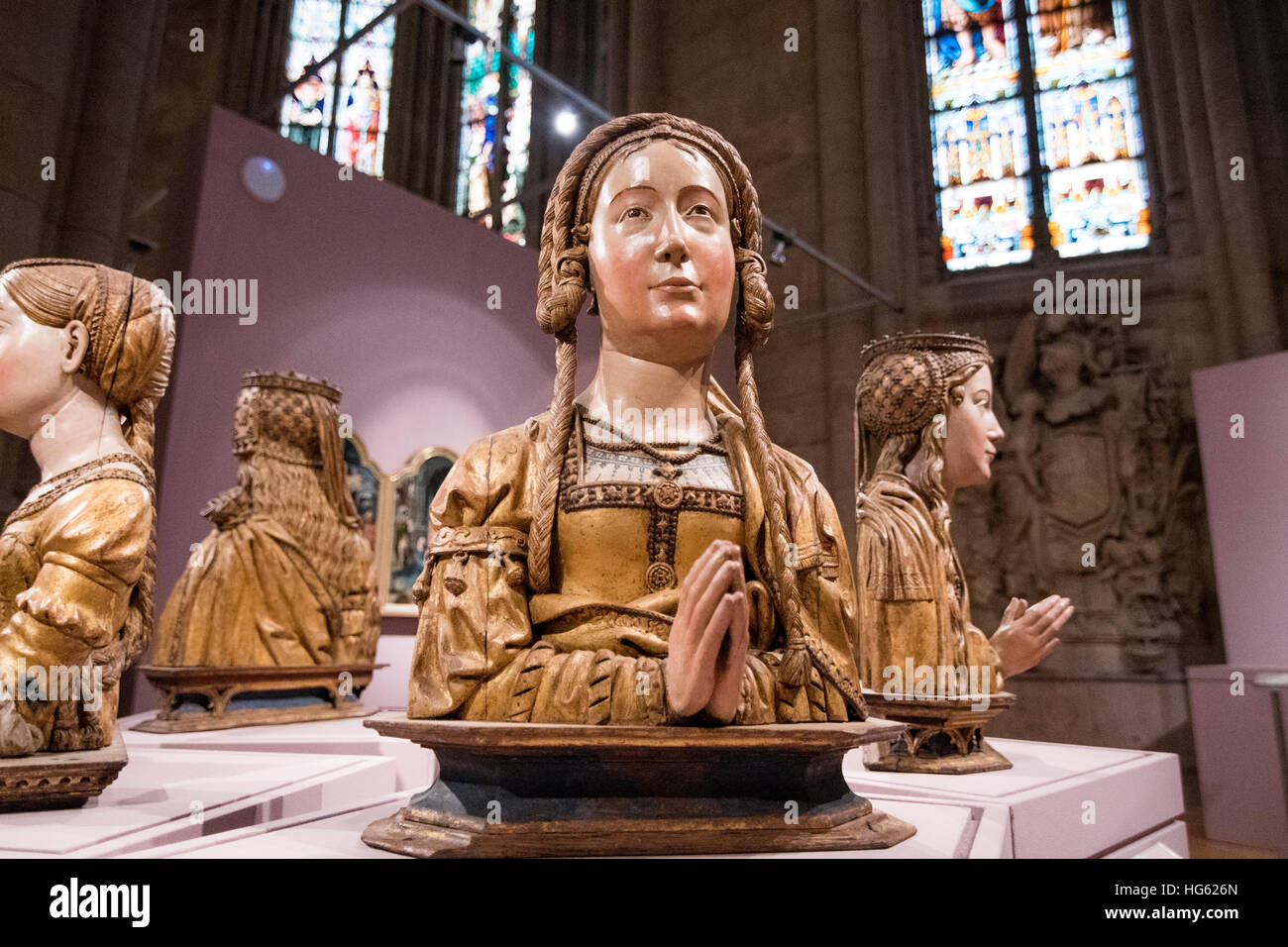 Busto reliquiario di legno policromo (anonimo, 1520) presso il Museo di Arte Religiosa (Cattedrale di Maria Immacolata) in Vitoria, Spagna. Foto Stock