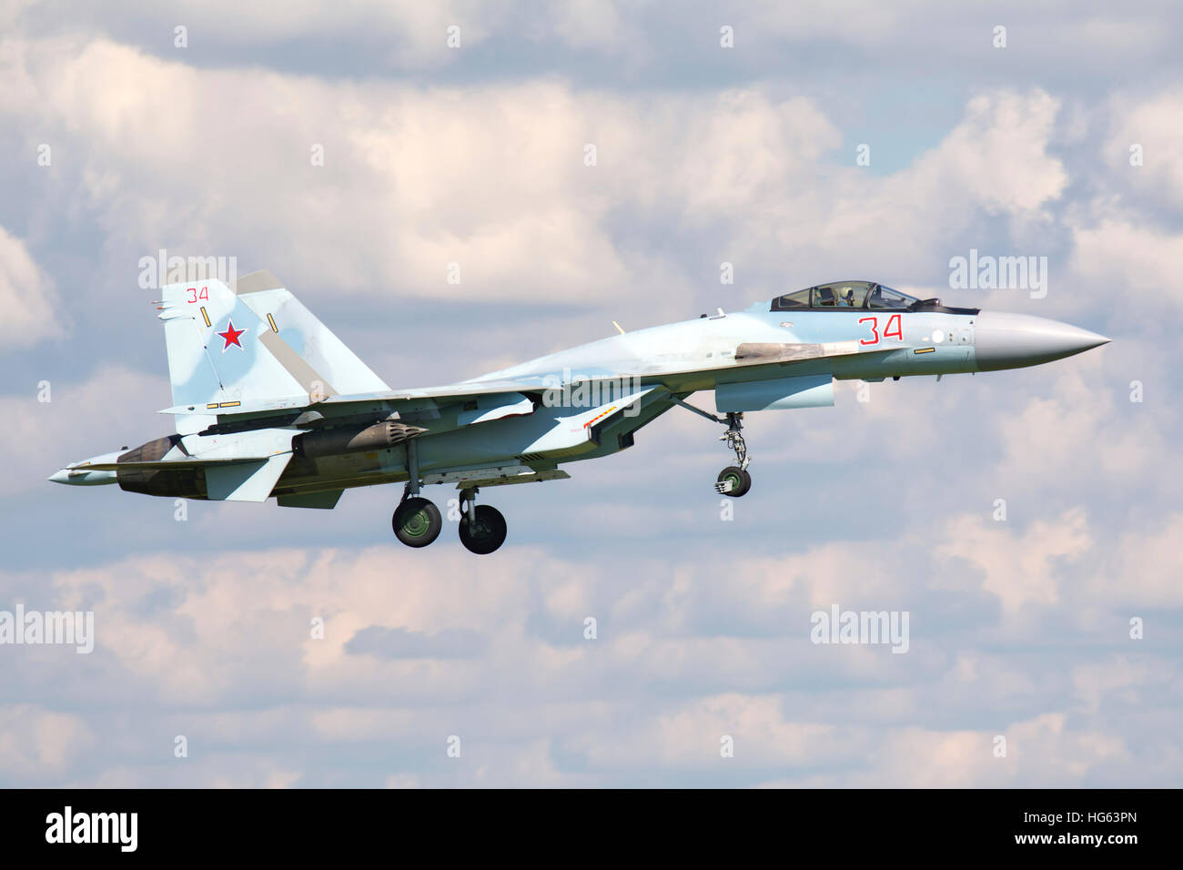 Il russo Air Force Su-35S dello sbarco in Ryazan, Russia. Foto Stock