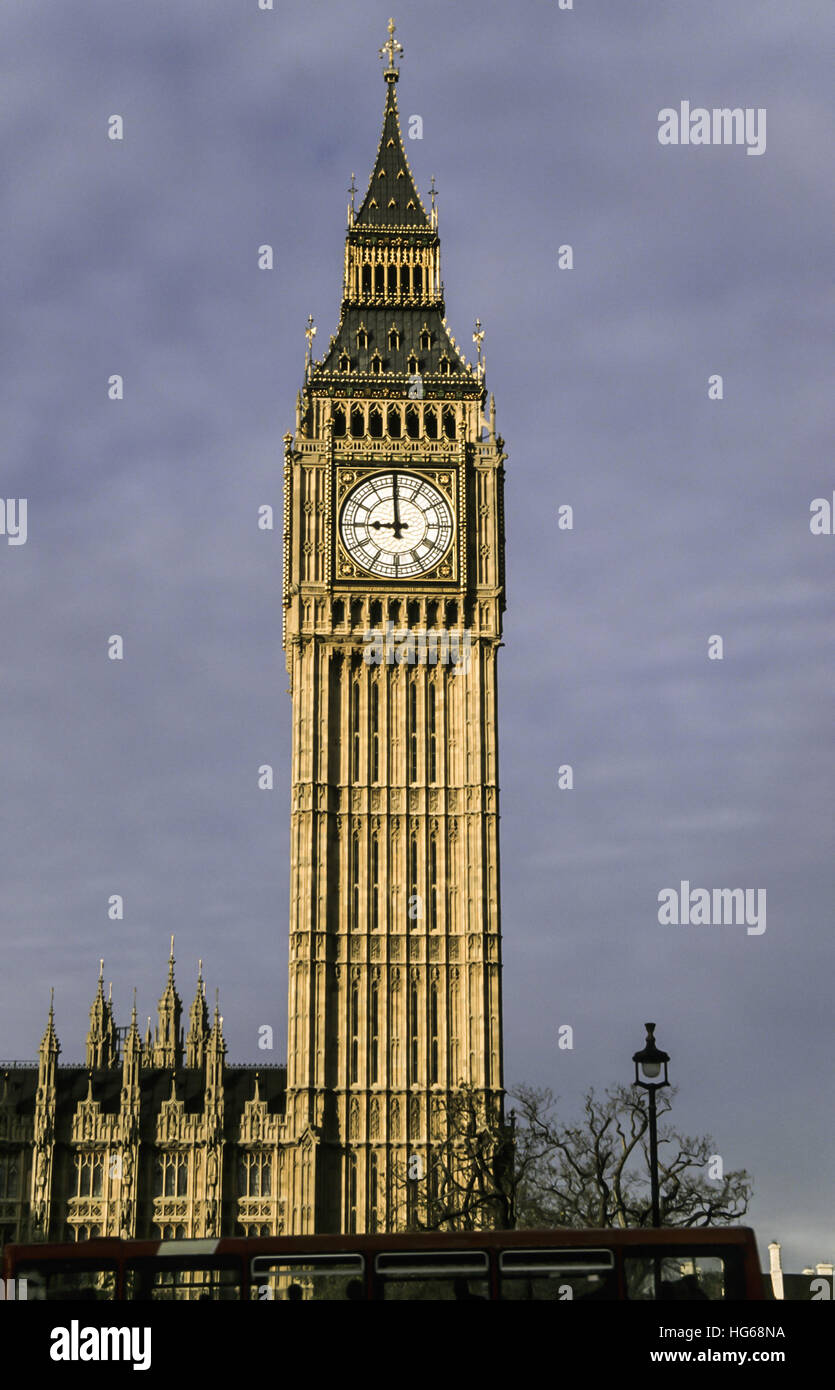 London big bang immagini e fotografie stock ad alta risoluzione - Alamy