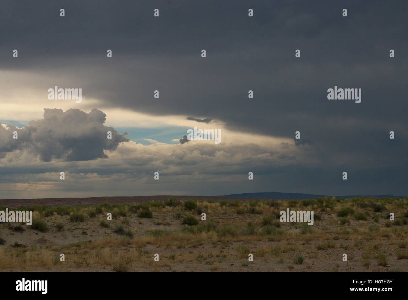 Fantasy canyon del deserto dello Utah pioggia e nuvole di tempesta Foto Stock