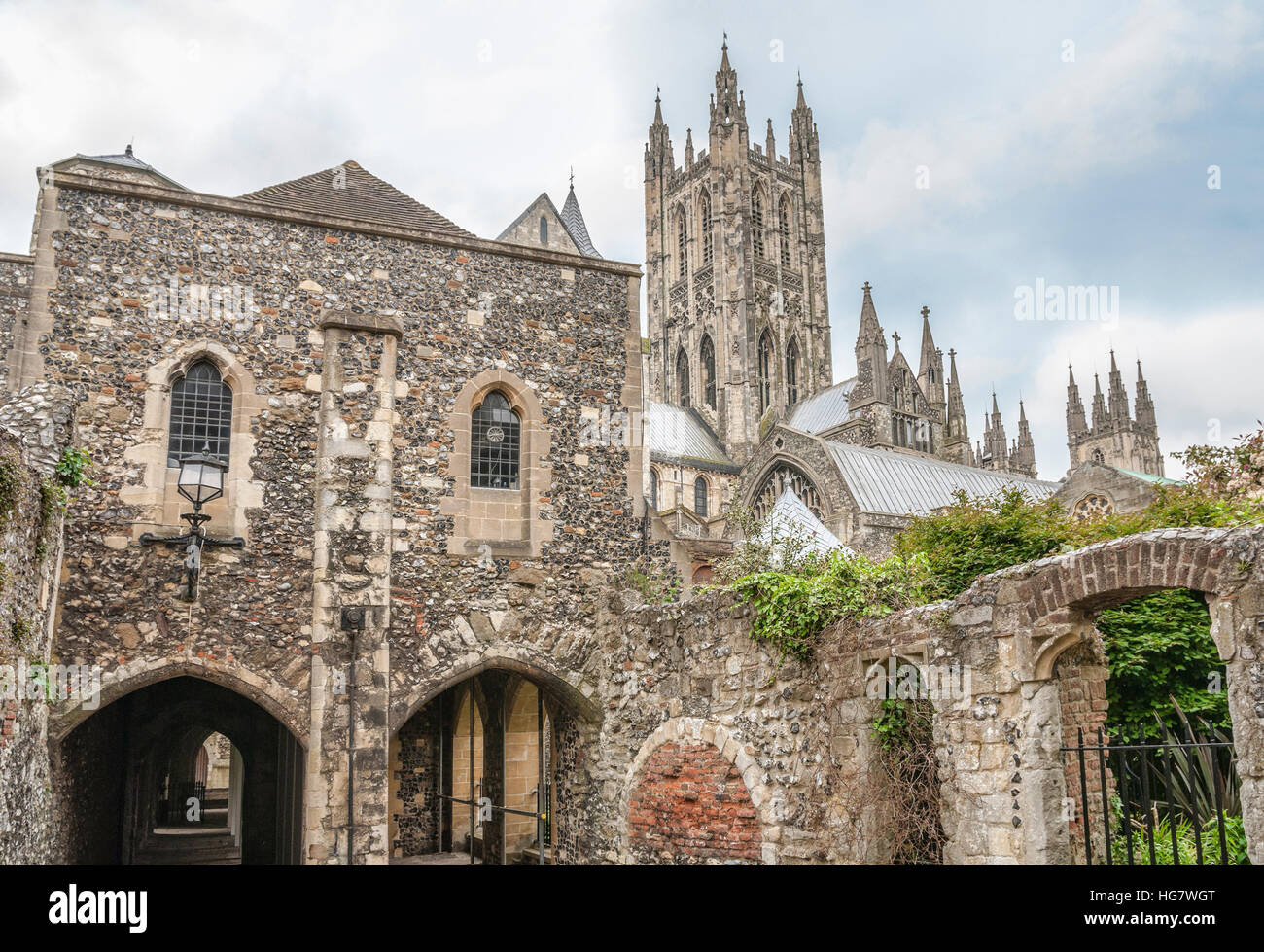 Esterno della Cattedrale di Canterbury, Kent, Inghilterra Foto Stock