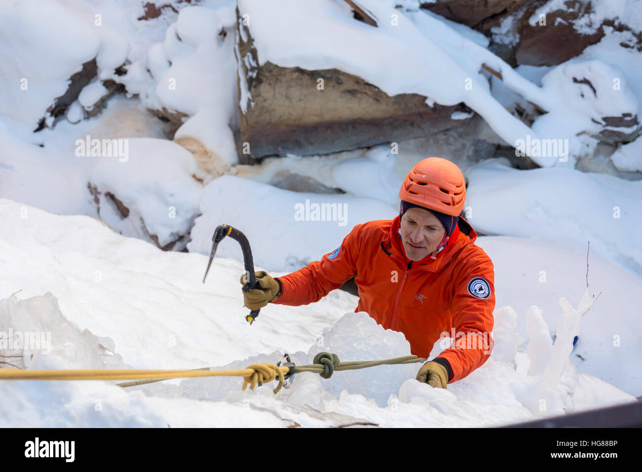 Ouray, Colorado - arrampicata su ghiaccio in Ouray Ice Park. Foto Stock