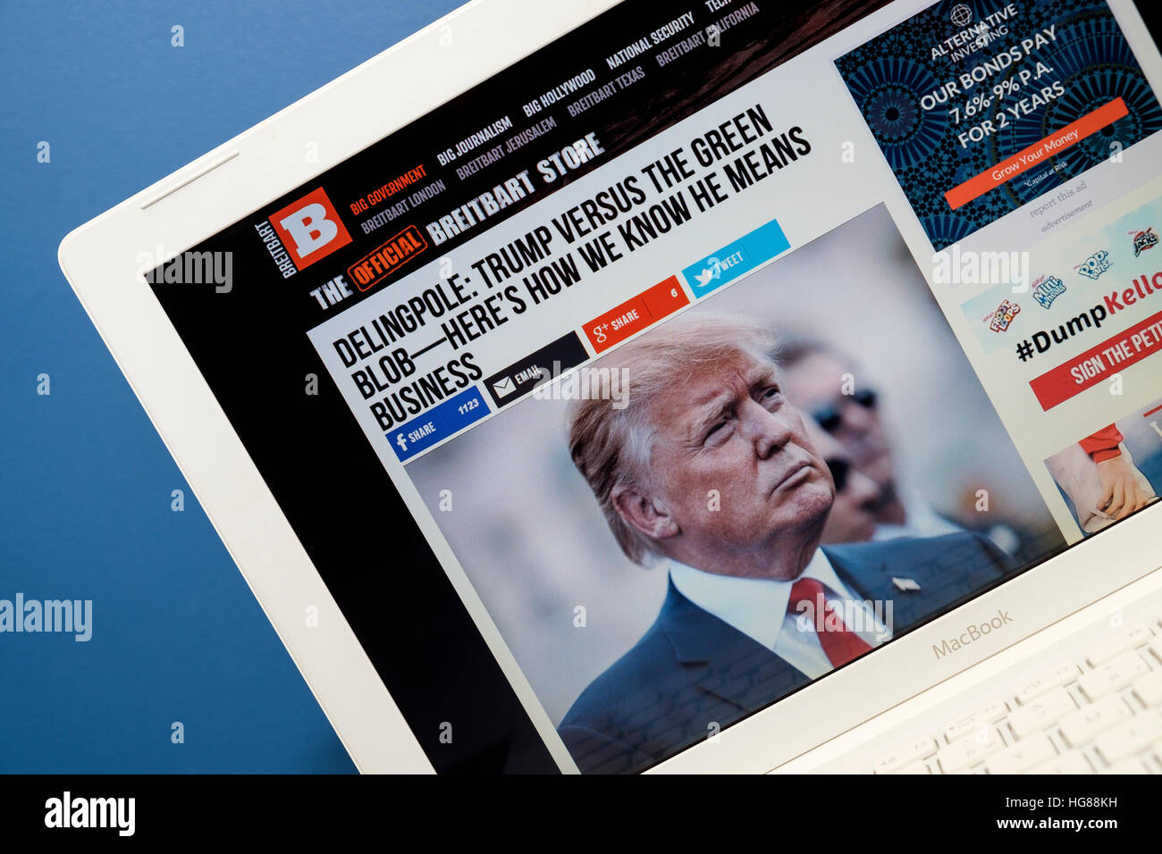 Sito web Breitbart visualizzata su un computer portatile schermo Foto Stock