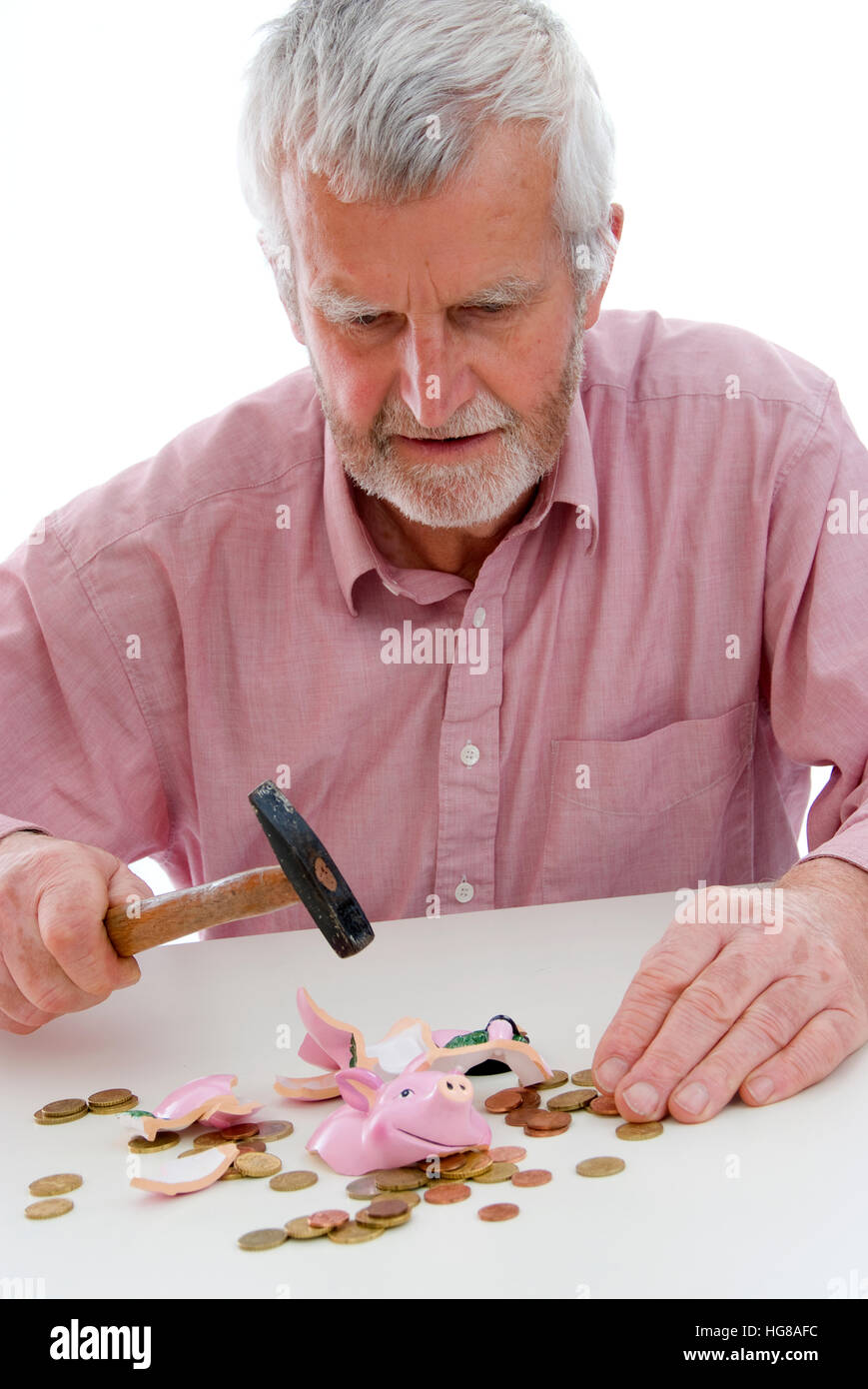 Pensionato ruba il salvadanaio Foto Stock