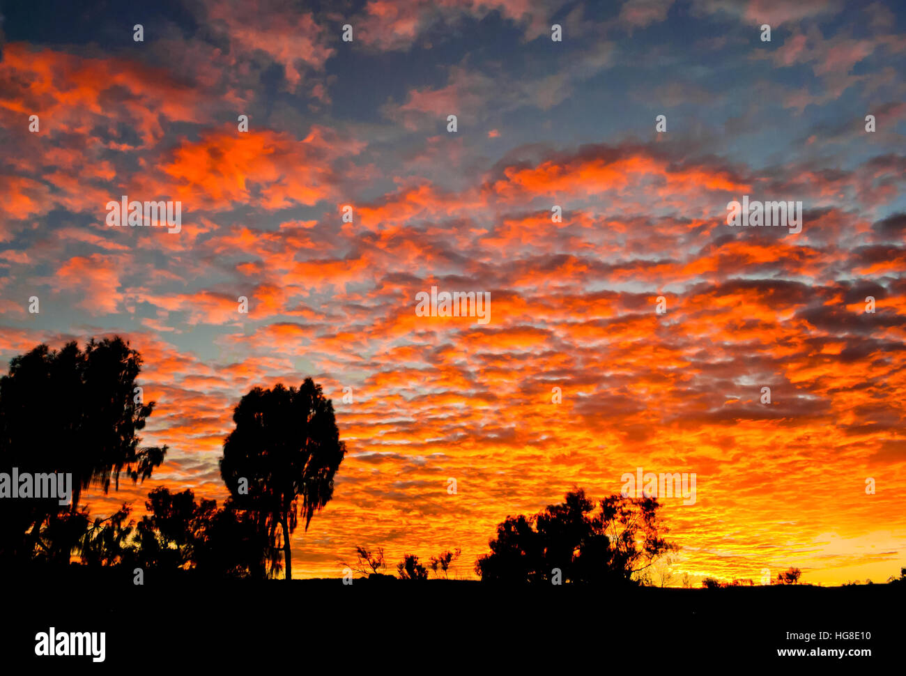 Tramonto nuvoloso Foto Stock