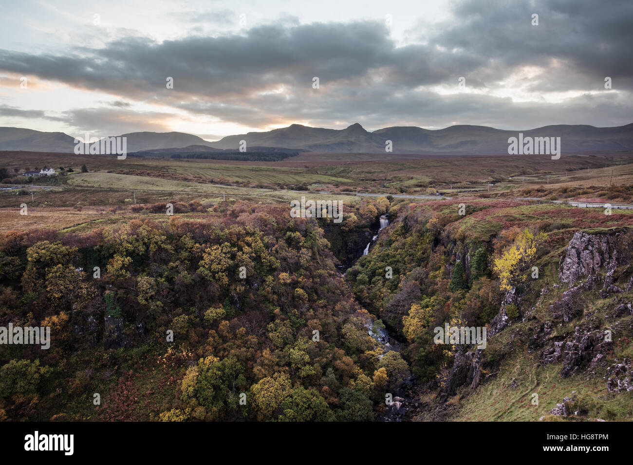 Trotternish Ridge, lealt cade Isola di Skye Foto Stock