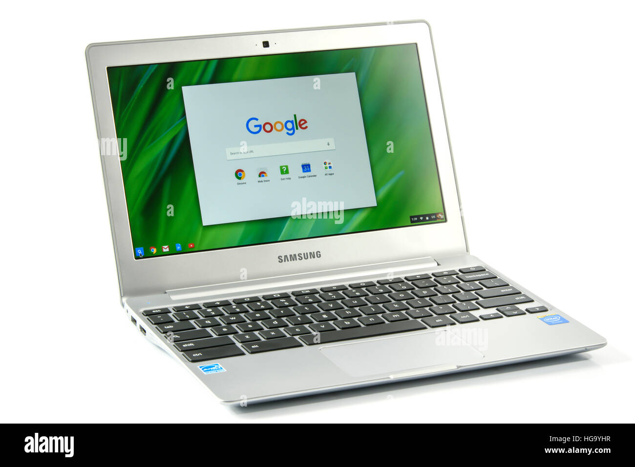 Krynica Polonia - Giugno 17. 2016: Notebook Samsung Chromebook 2 11,6'  modello XE500C12-K01US isolati su sfondo bianco in studio Foto stock - Alamy