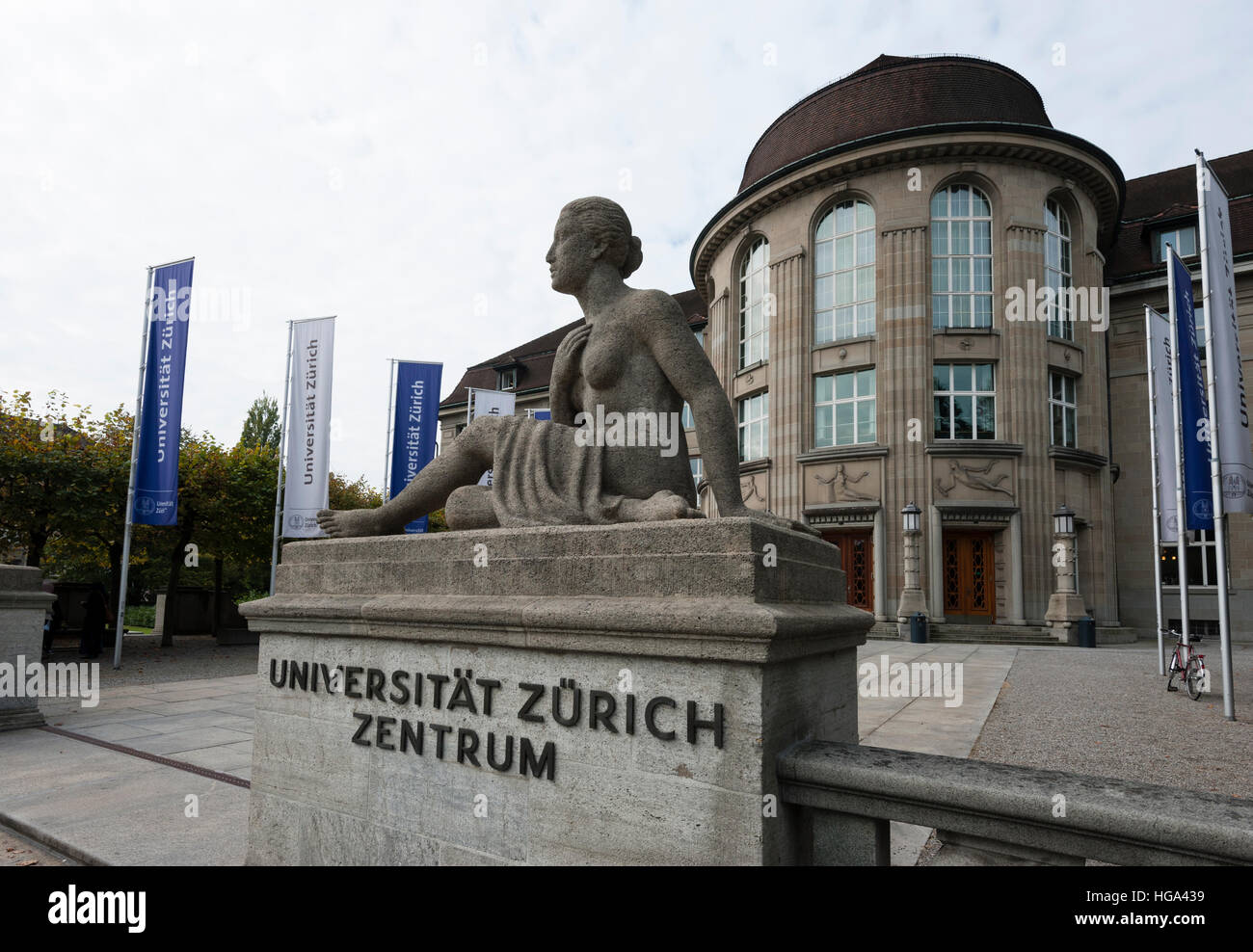 Ingresso Alla Universita Di Zurigo Campus In Citta A Zurigo Svizzera Foto Stock Alamy