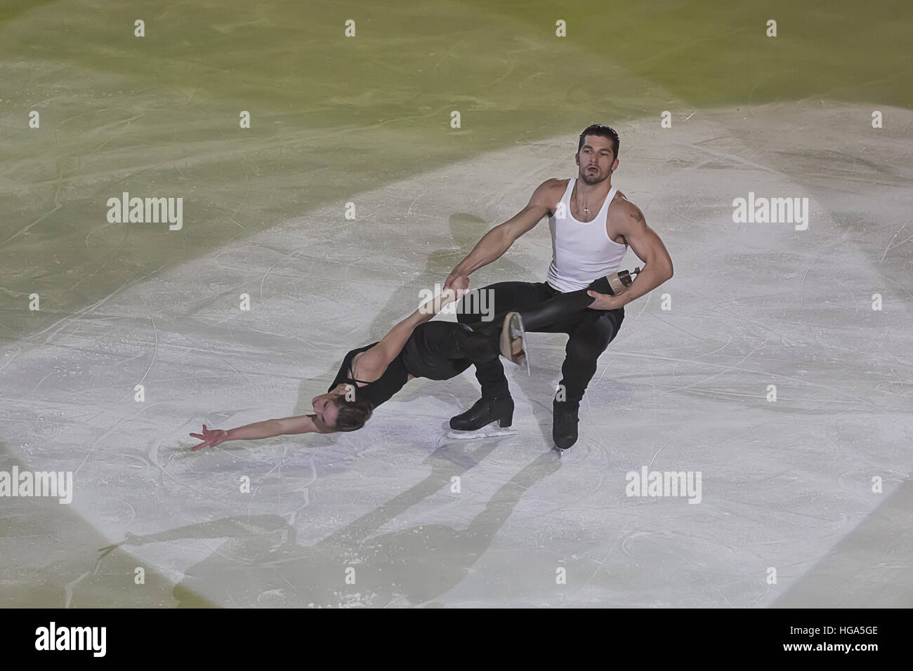 Pattinaggio sul ghiaccio campioni italiani Nicole della Monica & Matteo Guarise Foto Stock