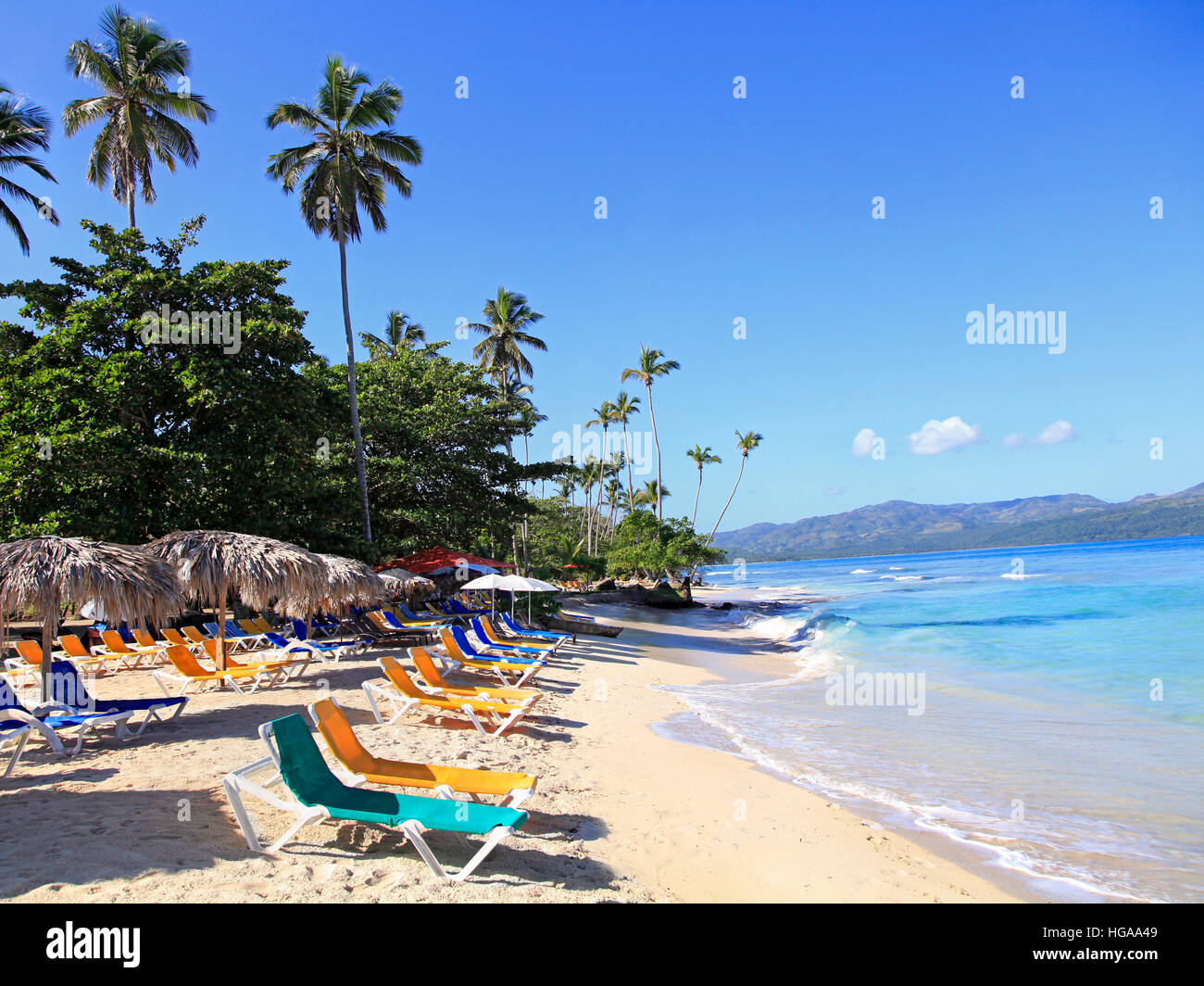 La Playta, bella spiaggia tropicale con sabbia bianca vicino a las Galeras village, Repubblica Dominicana Foto Stock