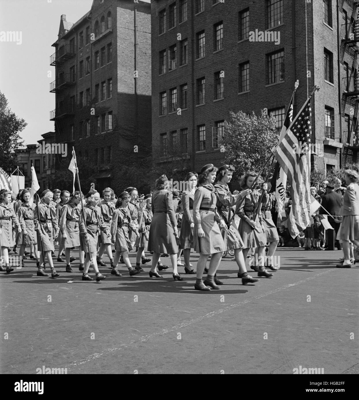 Anniversario parata del giorno della scuola domenicale della Chiesa del Buon Pastore, Brooklyn, New York, 1944. Foto Stock