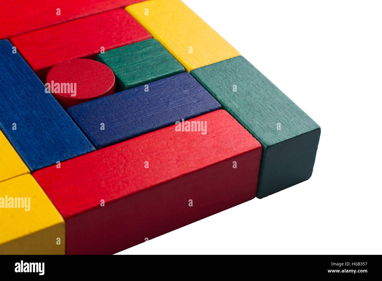 Abstract composizione di colori con piazza giocattolo di legno blocchi di costruzione e una rotonda in medio Foto Stock
