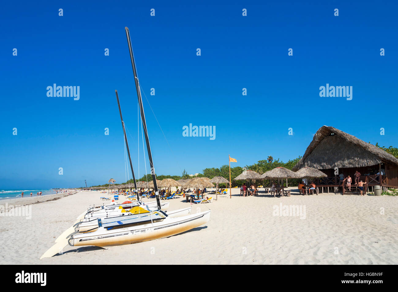 Spiaggia di Varadero, Cuba. La spiaggia e il bar sulla spiaggia. Foto Stock