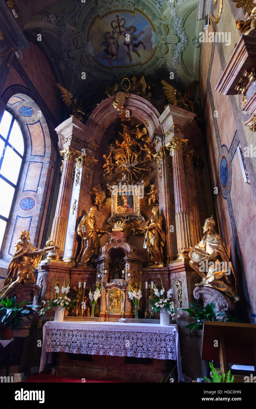 Györ (Raab): cari donna di cattedrale; altare laterale con misericordia foto, , Györ-Moson-Sopron, Ungheria Foto Stock