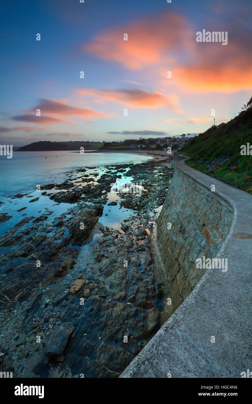 Tramonto catturato dalla spiaggia di Gyllyngvase a Falmouth. Foto Stock