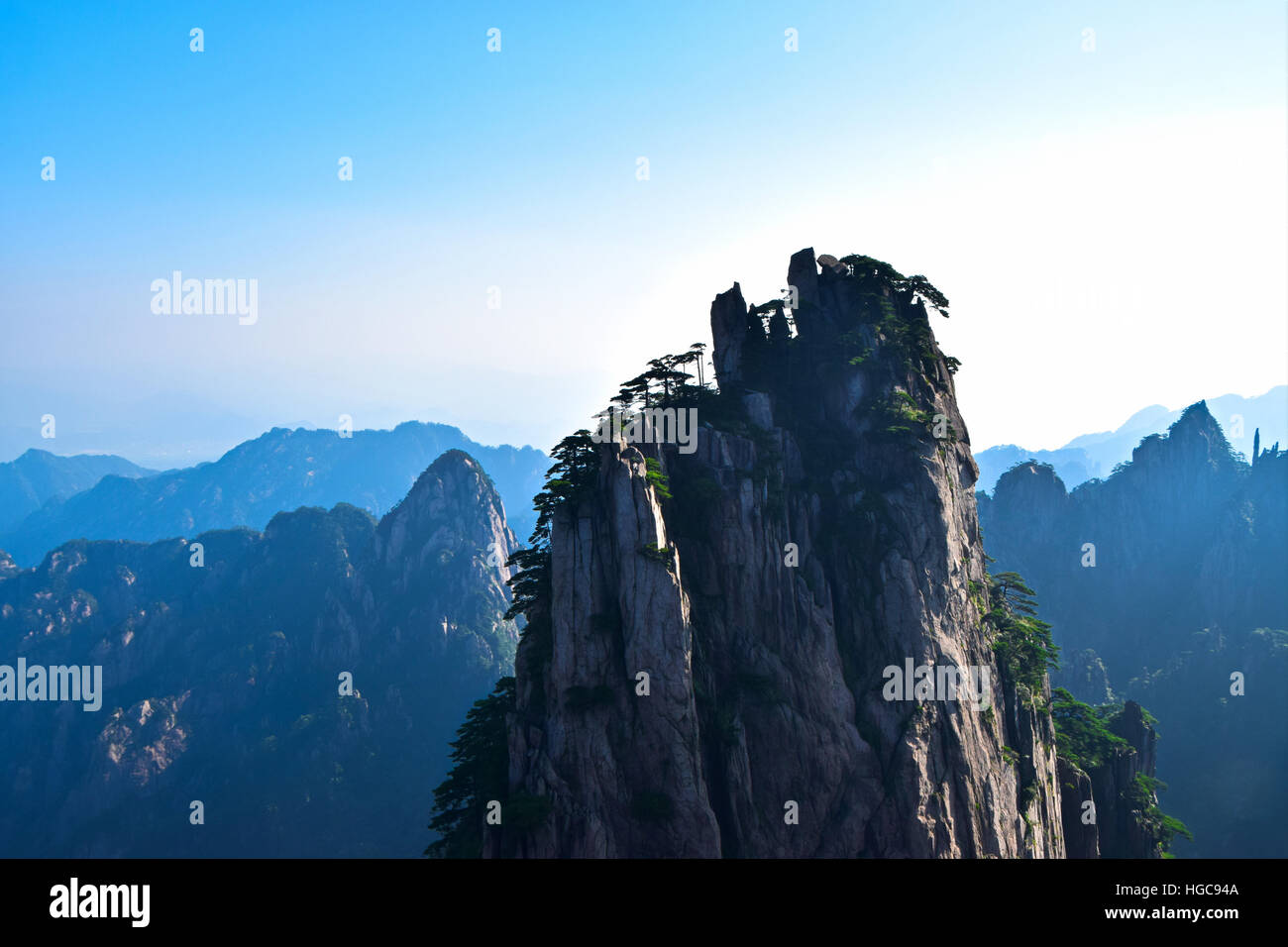 Huangshan, vista dal picco Shixin, montagne in Cina Foto Stock