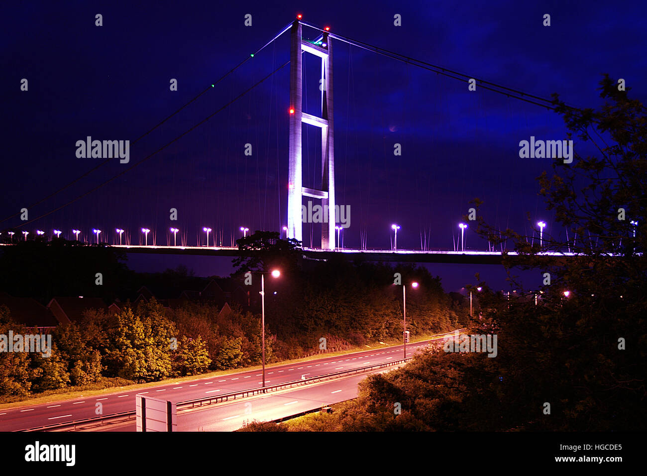 Humber Bridge di notte, collegamento di trasporto Hessle, Kingston upon Hull Foto Stock