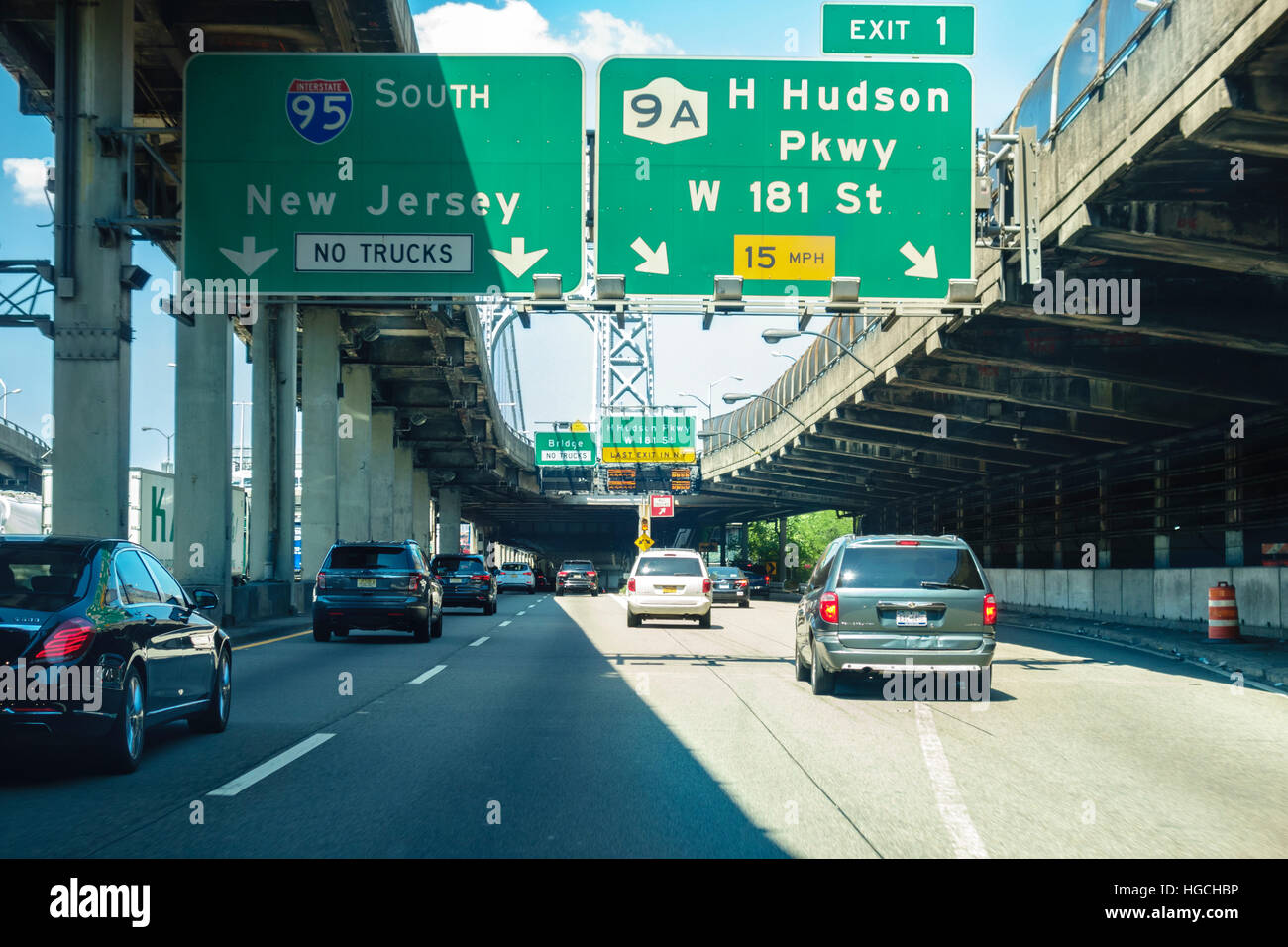 George Washington Bridge. Andando verso Ovest di Manhattan a Fort Lee New Jersey sul livello inferiore aka Marta. Foto Stock